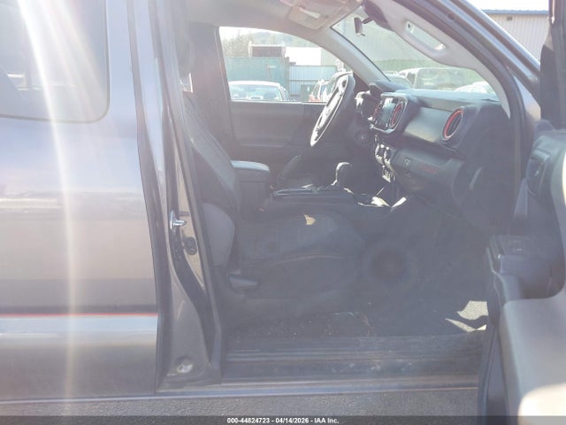 5TFSX5ENXLX073216 Toyota Tacoma Sr