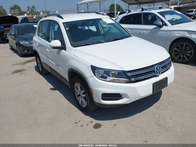 2017 VOLKSWAGEN TIGUAN WVGAV7AX4HK020905