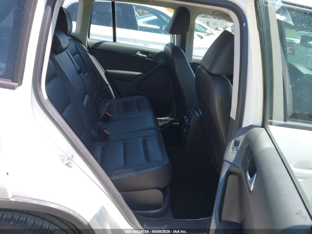 2017 VOLKSWAGEN TIGUAN WVGAV7AX4HK020905 Photo 7