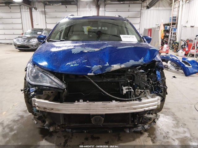 Продаж на аукціоні авто 2018 Chrysler Pacifica Touring L Plus, vin: 2C4RC1EG1JR317576, номер лоту: 44824737