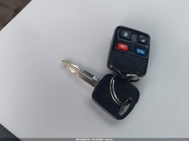2005 FORD FOCUS 1FAFP34N45W164908 Photo 10