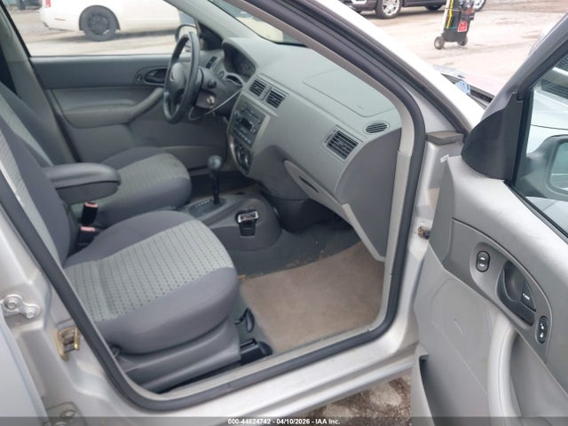 2005 FORD FOCUS 1FAFP34N45W164908 Photo 4