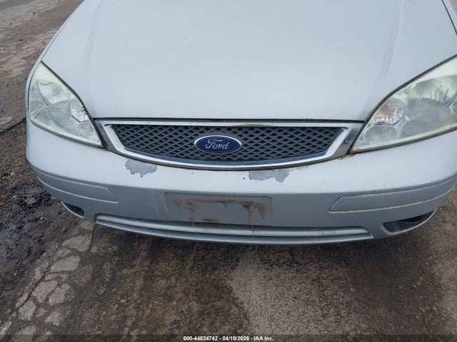 2005 FORD FOCUS 1FAFP34N45W164908 Photo 5