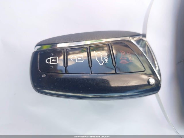 Продаж на аукціоні авто 2016 Hyundai Santa Fe Limited, vin: KM8SR4HFXGU130526, номер лоту: 44824748