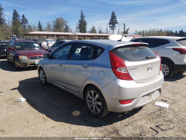 44824762 :رقم المزاد ، KMHCU5AE6CU049107 vin ، 2012 Hyundai Accent Se مزاد بيع