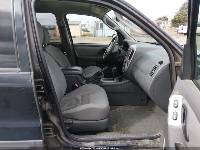 44824772 :رقم المزاد ، 1FMYU93126KB11352 vin ، 2006 Ford Escape Xlt/xlt Sport مزاد بيع