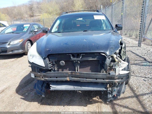 Продаж на аукціоні авто 2014 Subaru Outback 2.5i Limited, vin: 4S4BRBMCXE3245646, номер лоту: 44824776