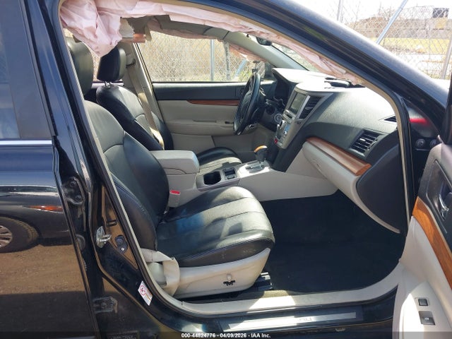 Продаж на аукціоні авто 2014 Subaru Outback 2.5i Limited, vin: 4S4BRBMCXE3245646, номер лоту: 44824776