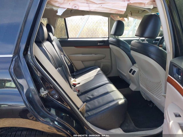 Продаж на аукціоні авто 2014 Subaru Outback 2.5i Limited, vin: 4S4BRBMCXE3245646, номер лоту: 44824776