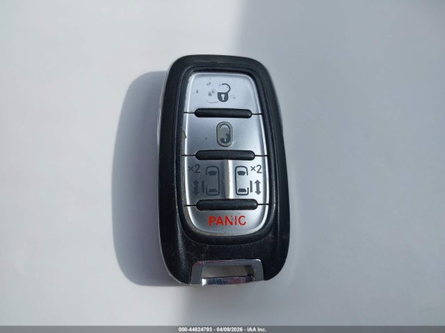 2018 CHRYSLER PACIFICA HYBRID 2C4RC1H73JR332964 Photo 10