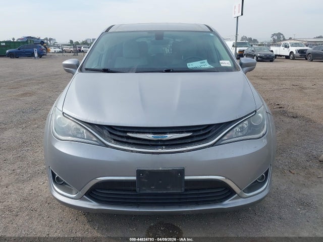 Aukcja sprzedaży 2018 Chrysler Pacifica Hybrid Touring Plus, vin: 2C4RC1H73JR332964, numer aukcji: 44824793