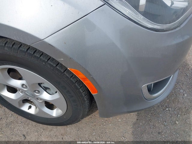 Aukcja sprzedaży 2018 Chrysler Pacifica Hybrid Touring Plus, vin: 2C4RC1H73JR332964, numer aukcji: 44824793