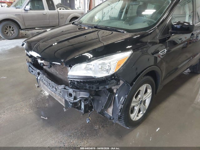 1FMCU9G98GUB61415 Ford ESCAPE SE