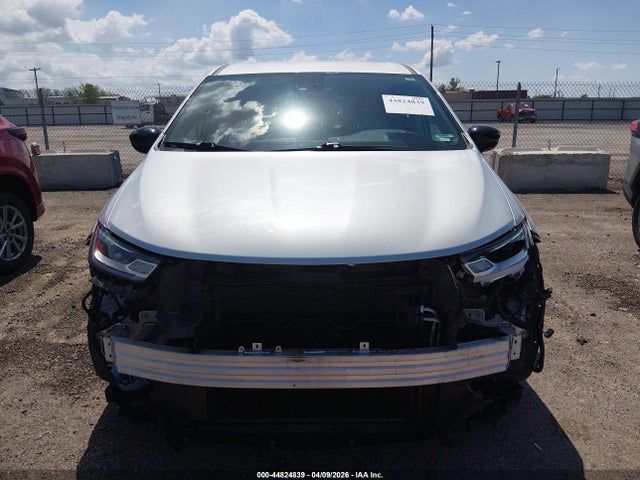 Продажа на аукционе авто 2024 Chrysler Pacifica Touring L, vin: 2C4RC1BG0RR172787, номер лота: 44824839