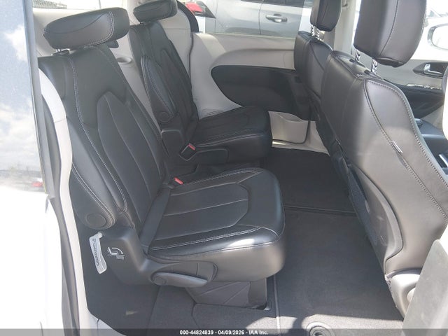 Продажа на аукционе авто 2024 Chrysler Pacifica Touring L, vin: 2C4RC1BG0RR172787, номер лота: 44824839