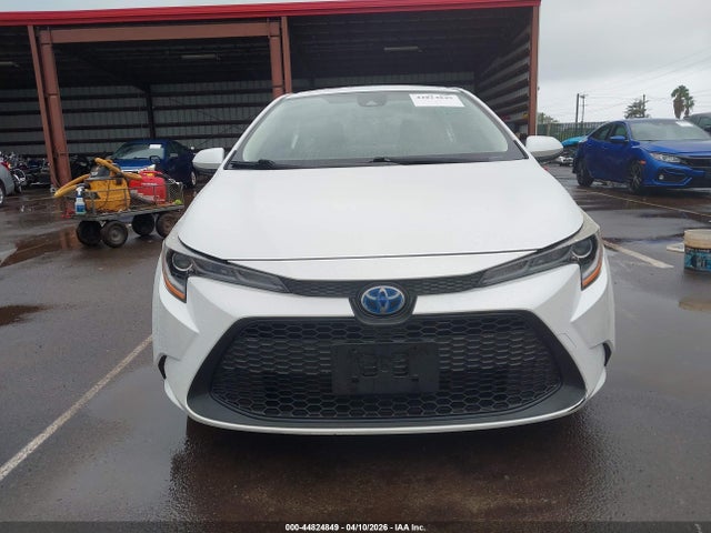 Toyota Corolla Hybrid Le 2022 JTDEAMDE2N3006257 Image 6