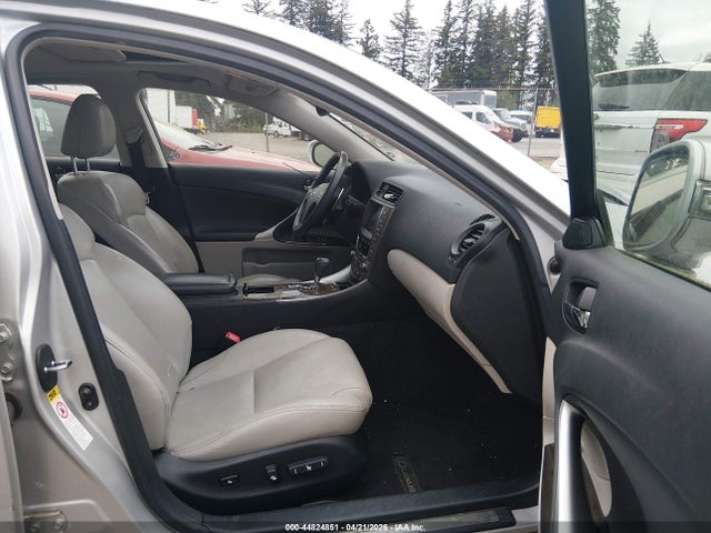 44824851 :رقم المزاد ، JTHCF5C29A2033685 vin ، 2010 Lexus Is 250 مزاد بيع