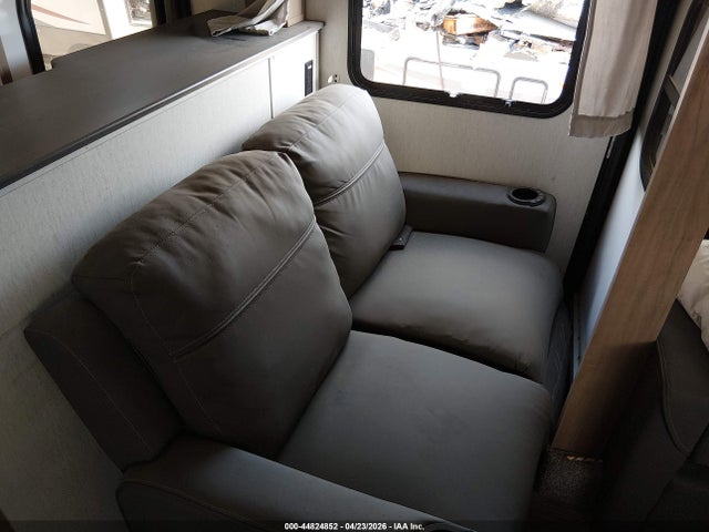 Forest River Travel Trailer 2023 5ZT3SR2B7P6112987 Image 11