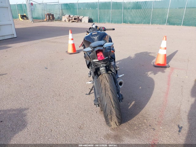 44824855 :رقم المزاد ، JYARM38E4PA007692 vin ، 2023 Yamaha Yzfr7 مزاد بيع