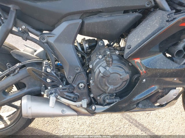 44824855 :رقم المزاد ، JYARM38E4PA007692 vin ، 2023 Yamaha Yzfr7 مزاد بيع