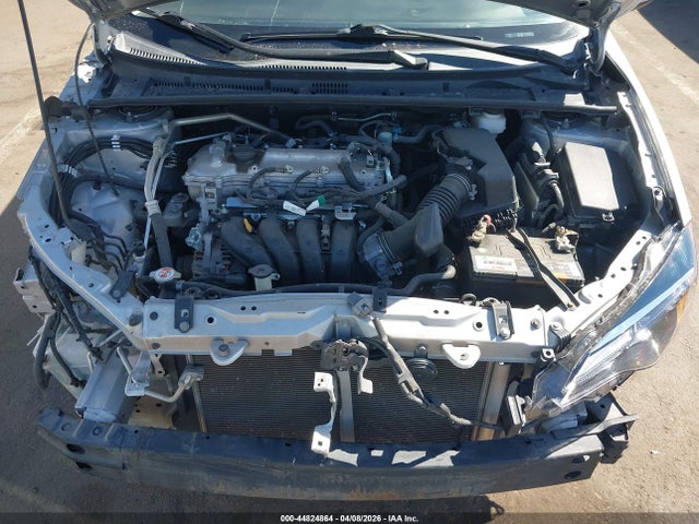 44824864 :رقم المزاد ، 2T1BURHEXJC035475 vin ، 2018 Toyota Corolla Le مزاد بيع