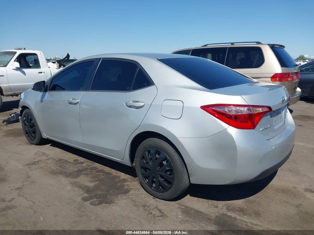 44824864 :رقم المزاد ، 2T1BURHEXJC035475 vin ، 2018 Toyota Corolla Le مزاد بيع