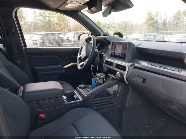 44824865 :رقم المزاد ، 3TMLB5JN8RM042554 vin ، 2024 Toyota Tacoma Sr5 مزاد بيع