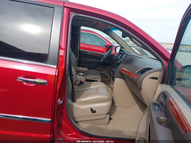 Продажа на аукционе авто 2016 Chrysler Town & Country Limited Platinum, vin: 2C4RC1GG1GR135382, номер лота: 44824872