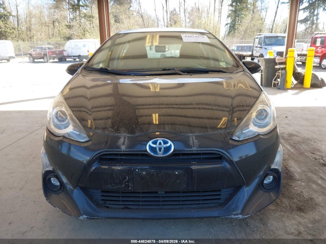 JTDKDTB37F1111380 Toyota Prius C Technology