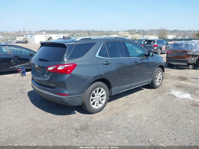 Chevrolet EQUINOX LT 2018 3GNAXSEV7JS563404 Image 4
