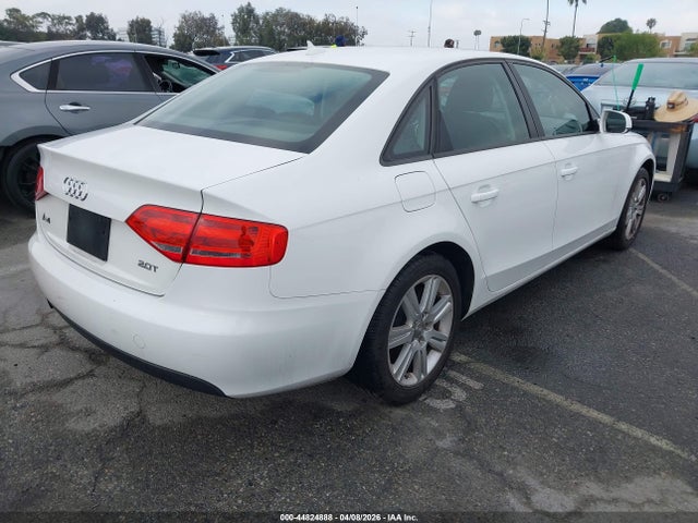 2010 AUDI A4 WAUAFAFL7AN054021 Photo 3