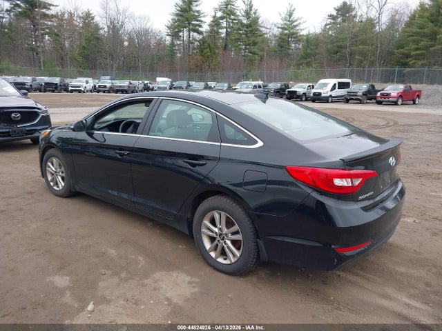 Hyundai SONATA ECO 2015 5NPE24AA7FH111347 Image 3