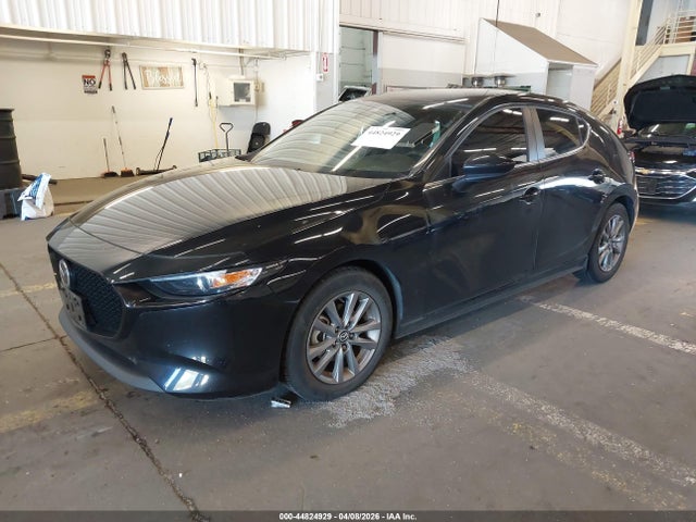 Mazda Mazda3 2.5 S 2021 JM1BPAJL9M1346552 Image 2