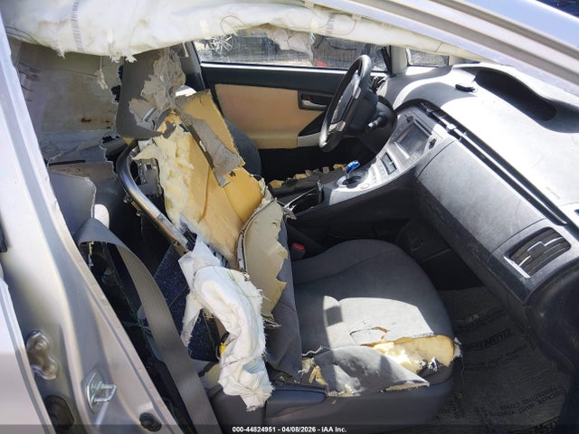 JTDKN3DU9F0437304 Toyota Prius Two