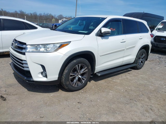 2018 TOYOTA HIGHLANDER 5TDBZRFH9JS826943 Photo 1