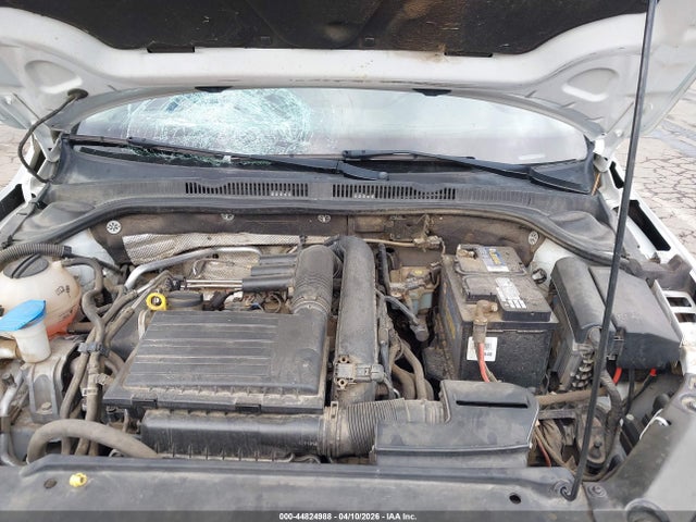 3VW167AJ1GM333945 Volkswagen Jetta 1.4t S