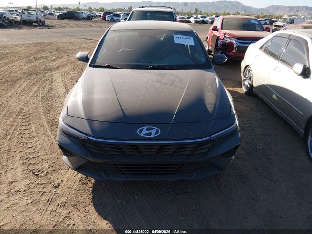 KMHLM4DG5RU668605 Hyundai ELANTRA SEL