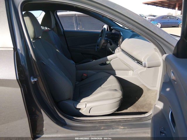 KMHLM4DG5RU668605 Hyundai ELANTRA SEL