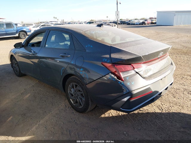 KMHLM4DG5RU668605 Hyundai ELANTRA SEL