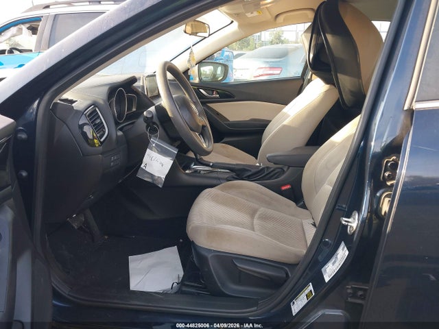 Продаж на аукціоні авто 2016 Mazda Mazda3 I Sport, vin: 3MZBM1U72GM321469, номер лоту: 44825006