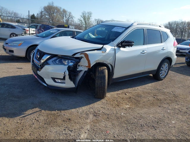 Продажа на аукционе авто 2017 Nissan Rogue Sv, vin: JN8AT2MV9HW021701, номер лота: 44825008