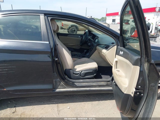 2016 HYUNDAI SONATA 5NPE24AF7GH281320 Photo 4