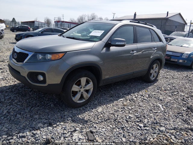 2013 KIA SORENTO 5XYKUDA6XDG405211 Photo 1