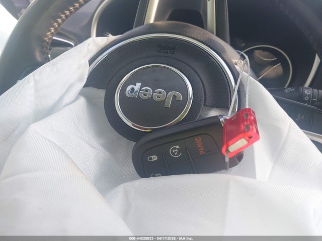 44825033 :رقم المزاد ، 3C4NJDCB2KT596256 vin ، 2019 Jeep Compass Limited 4x4 مزاد بيع