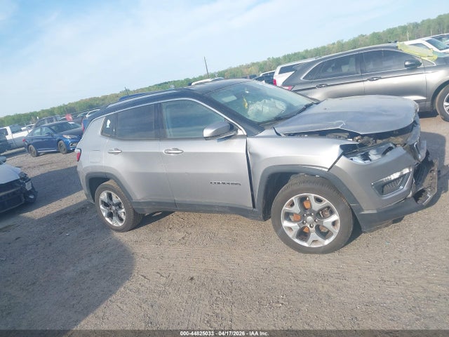 44825033 :رقم المزاد ، 3C4NJDCB2KT596256 vin ، 2019 Jeep Compass Limited 4x4 مزاد بيع