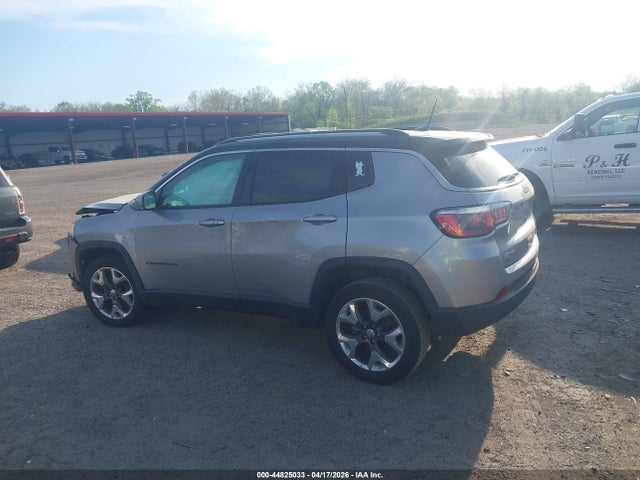 44825033 :رقم المزاد ، 3C4NJDCB2KT596256 vin ، 2019 Jeep Compass Limited 4x4 مزاد بيع