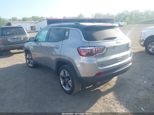 44825033 :رقم المزاد ، 3C4NJDCB2KT596256 vin ، 2019 Jeep Compass Limited 4x4 مزاد بيع