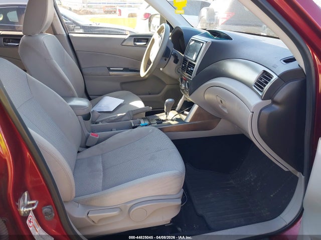 44825045 :رقم المزاد ، JF2SHADC7CH402634 vin ، 2012 Subaru Forester 2.5x Premium مزاد بيع