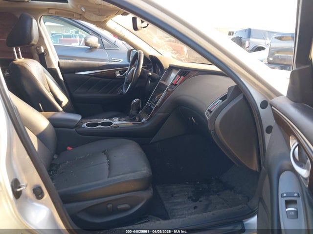 Продажа на аукционе авто 2018 Infiniti Q50 3.0t Luxe, vin: JN1EV7AP6JM350970, номер лота: 44825061