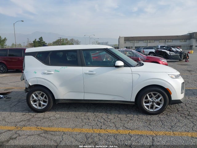 KNDJ23AU6L7038023 KIA SOUL S